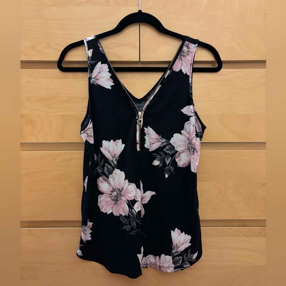Dynamite Floral Top
